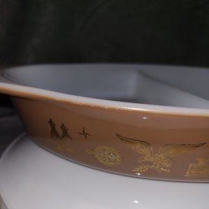 Vintage Pyrex Divided Casserole Early American